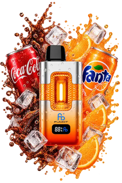 Fumot ECO 2in1 50000 Cola Fanta Vape mit Coca-Cola-Dose, Fanta-Dose, Orangenscheiben und Eiswürfeln vor transparentem Hintergrund